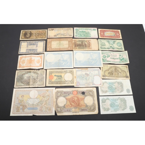 624 - A MIXED COLLECTION OF WORLD BANKNOTES. A collection of World banknotes to include examples from Fran... 