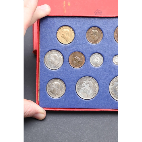 634 - A GEORGE VI FOURTEEN COIN PROOF SET, 1937. A George VI 1937 15 coin proof set comprising Crown, bare... 