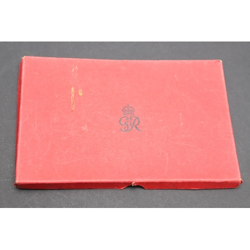 634 - A GEORGE VI FOURTEEN COIN PROOF SET, 1937. A George VI 1937 15 coin proof set comprising Crown, bare... 