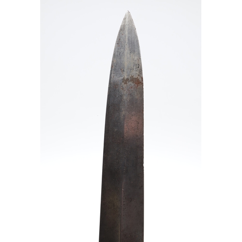 90A - AN 1831 PATTERN FRENCH ARTILLERY SIDE ARM AND SCABBARD. With a 48.5cm pointed, double edged blade st... 