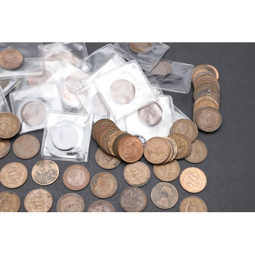 641 - A COLLECTION AND PARTIAL DATE RUN OF HALFPENNIES, 1863 AND LATER. Halfpennies for Queen Victoria and... 