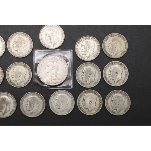 818 - A COLLECTION OF VICTORIAN AND LATER CROWNS AND HALFCROWNS. 1845 AND LATER. Queen Victoria, Crowns fo... 