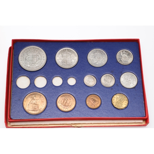 908 - A ROYAL MINT 1937 SET AND SIMILAR 1950 SET. A George VI 1937 set comprising Crown, Halfcrown, two sh... 