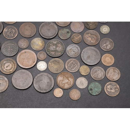 918 - A COLLECTION OF WORLD COINS TO INCLUDE GEORGE III COPPER AND OTHERS. A mixed collection of world coi... 