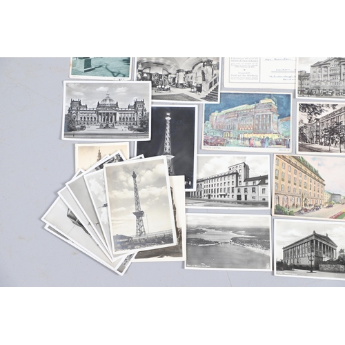 920 - AN INTERESTING COLLECTION OF MID 1930's GERMAN POSTCARDS. A collection of postcards including about ... 