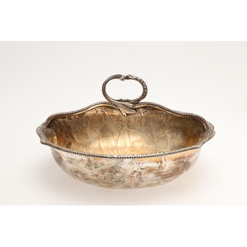 136 - A LATE 19TH/ EARLY 20TH CENTURY FRENCH SILVER DISH. of shaped circular outline, with a gadrooned bor... 