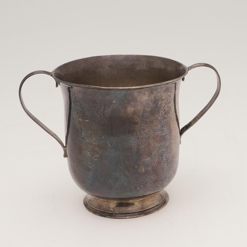 161 - A GEORGE III SILVER TWO-HANDLED CUP OR PORRINGER. of campana form, with reeded twin loop handles and... 