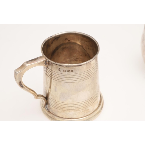 73 - A LATE 19TH/ EARLY 20TH CENTURY GERMAN SILVER PRESENTATION CUP. circular form, with a fluted stem an... 