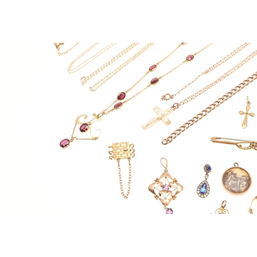 463 - A QUANTITY OF JEWELLERY. including a garnet and gold pendant and necklace, a gold cruciform pendant ... 