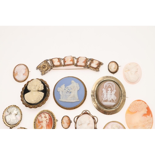 470 - A COLLECTION OF LATE 19TH CENTURY AND EARLY 20TH CENTURY CAMEOS. including examples in shell, porcel... 