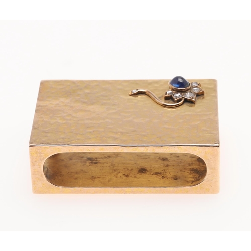 520 - A RUSSIAN SAPPHIRE AND DIAMOND SET GOLD MATCHBOX HOLDER. with hammered decoration, with applied flow... 