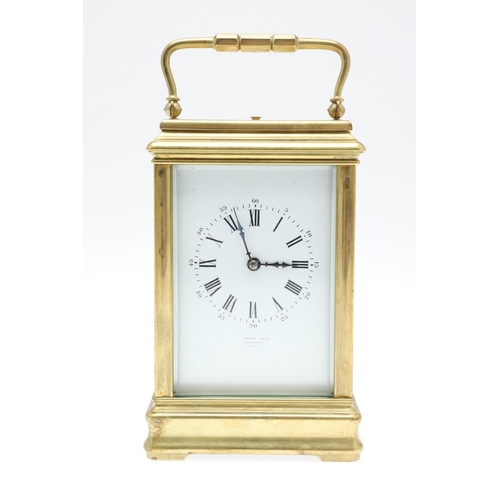 857 - A LATE 19TH CENTURY FRENCH REPEATER CARRIAGE CLOCK. the plain five-glass case with swing carrying ha... 