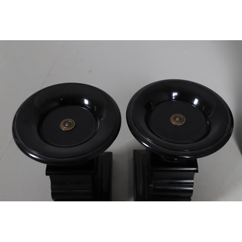 867 - A 19TH CENTURY BLACK SLATE MANTEL CLOCK AND MALACHITE GARNITURE. the 5.5