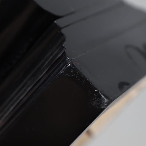 867 - A 19TH CENTURY BLACK SLATE MANTEL CLOCK AND MALACHITE GARNITURE. the 5.5