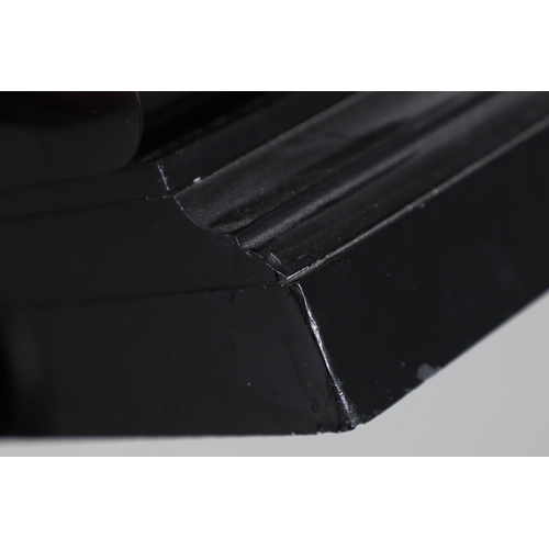 867 - A 19TH CENTURY BLACK SLATE MANTEL CLOCK AND MALACHITE GARNITURE. the 5.5