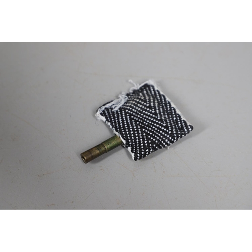 869 - A VICTORIAN WALNUT CHIMING BRACKET CLOCK. the 6 3/4