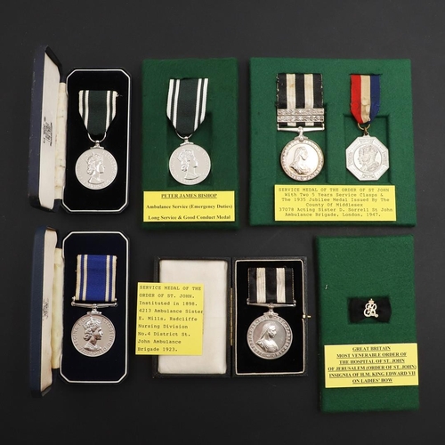 1019 - A COLLECTION OF ORDER OF ST JOHN AWARDS, AMBULANCE AND POLICE LONG SERVICE AWARDS. An Ambulance Serv... 