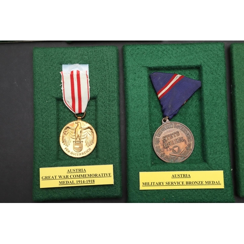 1042 - AUSTRIA: A COLLECTION OF FIRST WORLD WAR AND SIMILAR AWARDS. A collection of medals comprising Mobil... 