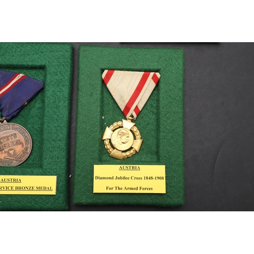 1042 - AUSTRIA: A COLLECTION OF FIRST WORLD WAR AND SIMILAR AWARDS. A collection of medals comprising Mobil... 