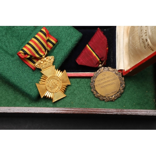 1053 - BELGIUM: A COLLECTION OF MEDALS INCLUDING LONG SERVICE AWARDS. A collection of medals comprising: Ki... 