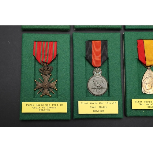 1055 - BELGIUM: A COLLECTION OF FIRST WORLD WAR MEDALS. A collection of medals comprising: Belgian War Meda... 