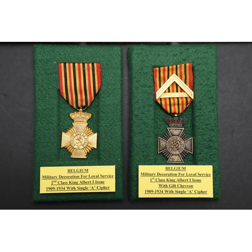 1058 - BELGIUM: A COLLECTION OF LONG SERVICE AWARDS. The Military Decoration of loyal service 1st class, Ki... 