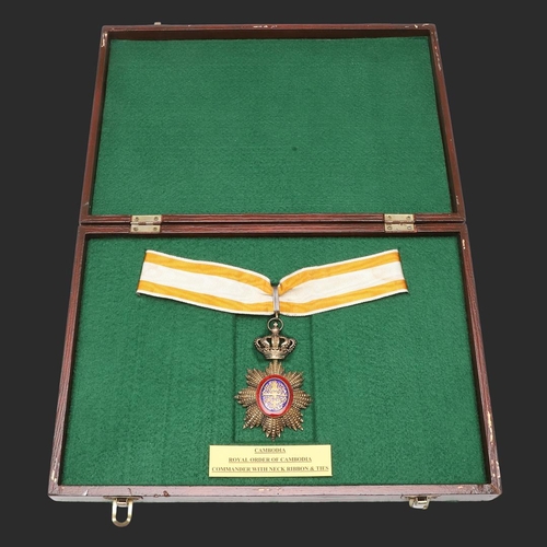 1073 - FRANCE: THE ROYAL ORDER OF CAMBODIA, COMMANDER'S NECK BADGE. The Royal Order of Cambodia, Commander,... 