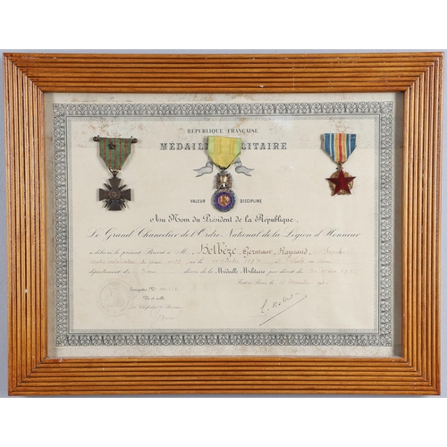 1079 - FRANCE: A COLLECTION OF FRAMED FIRST WORLD WAR MEDALS WITH CERTIFICATES. A First World War group of ... 