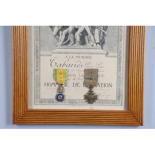 1080 - FRANCE: A COLLECTION OF SIX FRAMED GREAT WAR PAIRS WITH CERTIFICATES. A collection of pairs comprisi... 