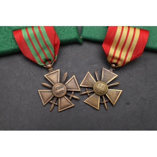 1084 - FRANCE: THREE CROIX DE GUERRE 1939-45 AND OTHERS SIMILAR. A Croix de Guerre dated 1939 and two dated... 