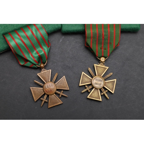 1088 - FRANCE: A COLLECTION OF FIRST WORLD WAR CROIX DE GUERRE. A collection of eight Croix De Guerre to in... 