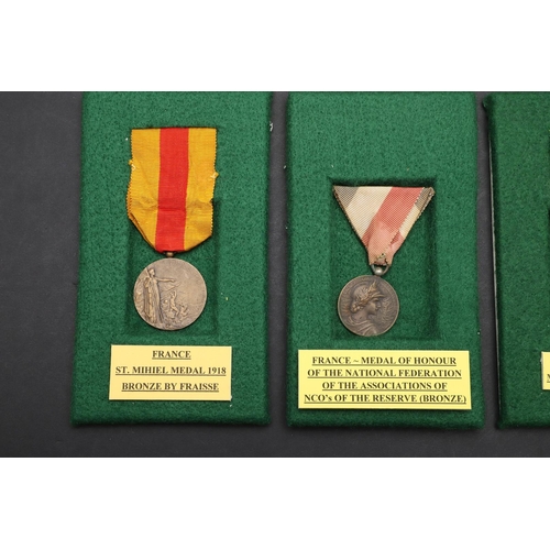 1092 - FRANCE: A COLLECTION OF MEDALS INCLUDING A ST MIHIEL MEDAL 1918 AND OTHERS. A Medal for the Battle o... 