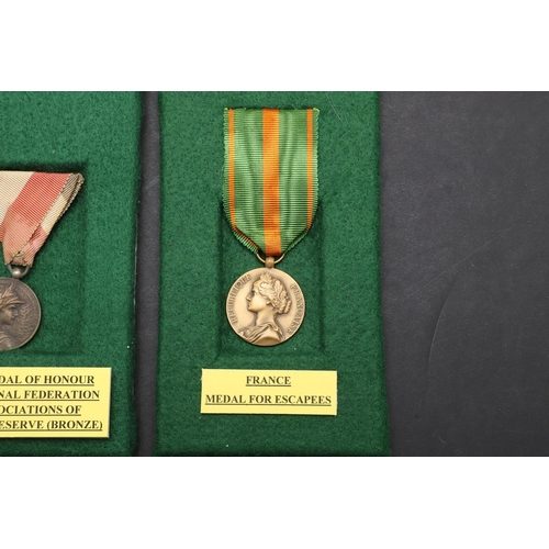 1092 - FRANCE: A COLLECTION OF MEDALS INCLUDING A ST MIHIEL MEDAL 1918 AND OTHERS. A Medal for the Battle o... 