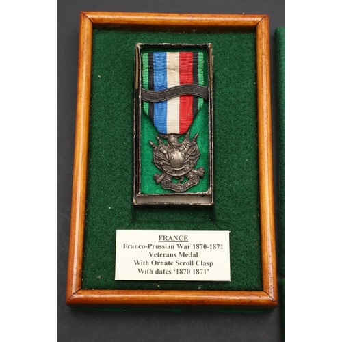 1093 - FRANCE: FRANCO PRUSSIAN WAR VETERANS MEDAL AND FOUR OTHER AWARDS. A Veteran's medal for the Franco P... 