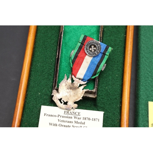 1093 - FRANCE: FRANCO PRUSSIAN WAR VETERANS MEDAL AND FOUR OTHER AWARDS. A Veteran's medal for the Franco P... 