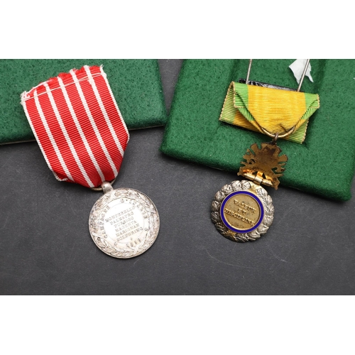 1093 - FRANCE: FRANCO PRUSSIAN WAR VETERANS MEDAL AND FOUR OTHER AWARDS. A Veteran's medal for the Franco P... 