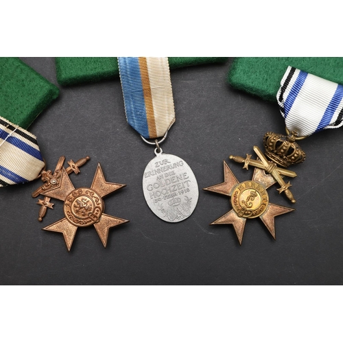 1101 - IMPERIAL GERMANY: SIX BAVARIAN MEDALS INCLUDING MILITARY MERIT CROSSES. A Bavarian Military Merit Cr... 