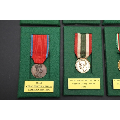 1153 - ITALY: A COLLECTION OF SIX MEDALS FIRST WORLD WAR AND EARLIER. An Italian Medal for the African camp... 