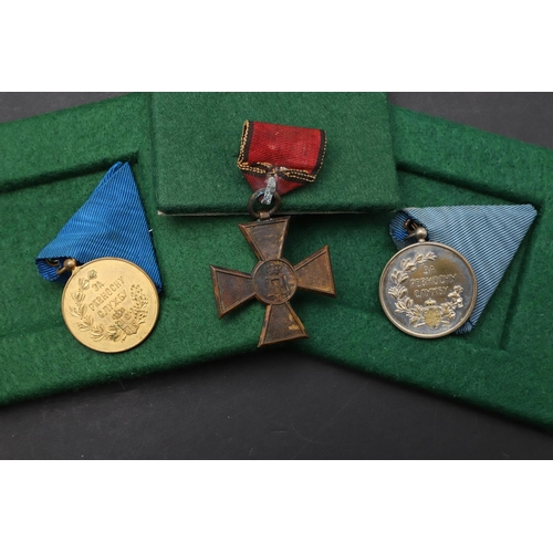 1179 - SERBIA: NINE AWARDS INCLUDING MEDALS FOR ZEALOUS SERVICE AND OTHERS. A collection of medals includin... 