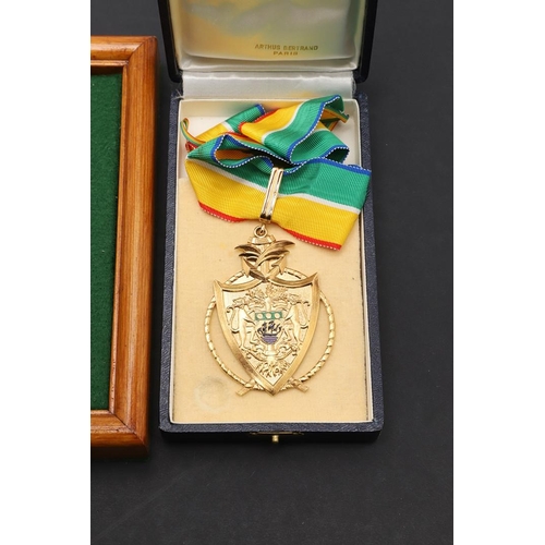 1196 - WORLD MEDALS: AWARDS FROM TOGO, SAUDI ARABIA, GABON AND OTHERS. The Togo Order of Mono, Commander's ... 