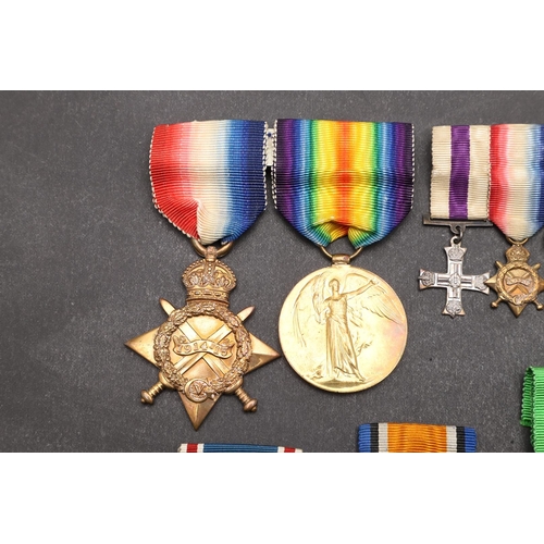 1224 - A FIRST WORLD WAR TRIO TO A MILITARY CROSS RECIPIENT WITH THE HAMPSHIRE REGIMENT. A Great War Trio c... 