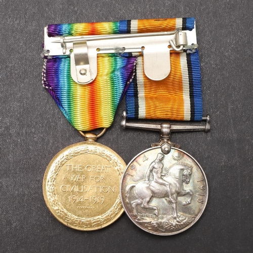 1257 - A FIRST WORLD WAR PAIR TO THE MACHINE GUN CORPS. A Great War pair comprising War Medal and Victory M... 