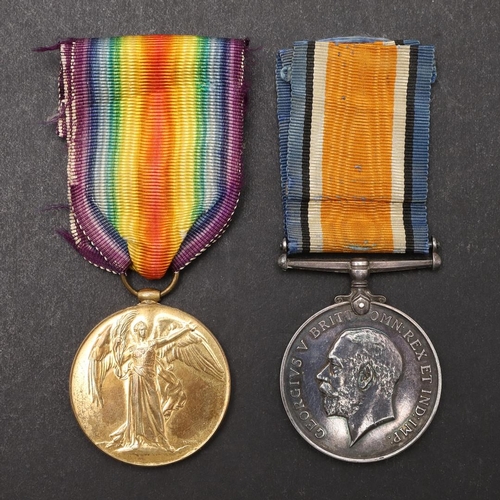 1258 - A FIRST WORLD WAR CASUALTY PAIR TO THE MACHINE GUN CORPS. A Great War pair comprising War Medal and ... 