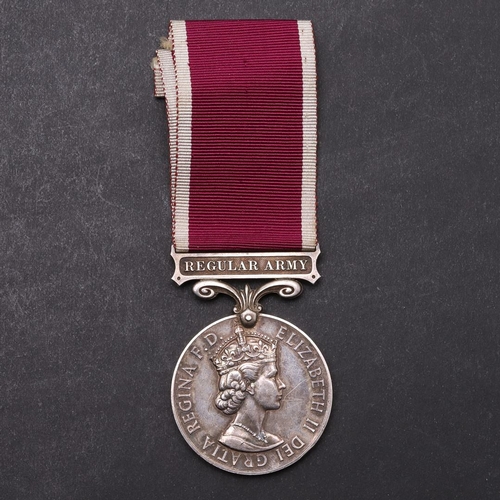 1346 - AN ELIZABETH II REGULAR ARMY LONG SERVICE AND GOOD CONDUCT MEDAL TO THE ROYAL ENGINEERS. A Long Serv... 