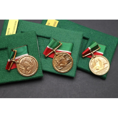 892 - A COLLECTION OF FIVE MERCANTILE MARINE WAR MEDALS 1914-1918 TO INCLUDE A CASUALTY ABOARD S.S. UMGENI... 