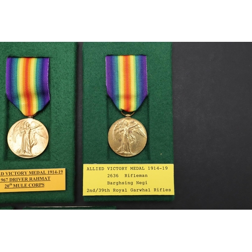 898 - A COLLECTION OF FIRST WORLD WAR VICTORY MEDALS TO OVERSEAS FORCES AND OTHERS. Victory Medals: Subdr ... 