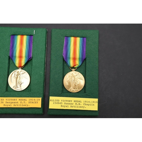 899 - A COLLECTION OF FIRST WORLD WAR VICTORY MEDALS TO THE ROYAL ARTILLERY AND OTHERS. Victory Medals: 21... 