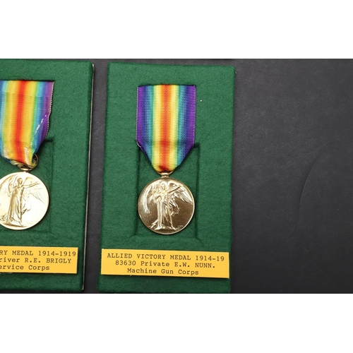 899 - A COLLECTION OF FIRST WORLD WAR VICTORY MEDALS TO THE ROYAL ARTILLERY AND OTHERS. Victory Medals: 21... 