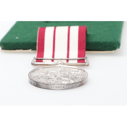 914 - AN ELIZABETH II NAVAL GENERAL SERVICE MEDAL 1909-62 WITH NEAR EAST CLASP. A Naval General Service Me... 