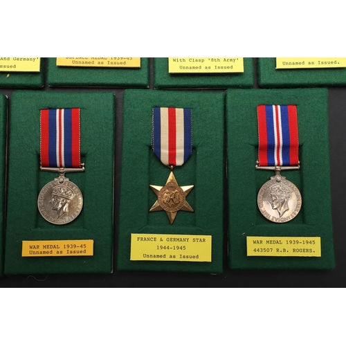 944 - A COLLECTION OF SECOND WORLD WAR MEDALS TO INCLUDE A GROUP OF FOUR. A Second World War group of four... 